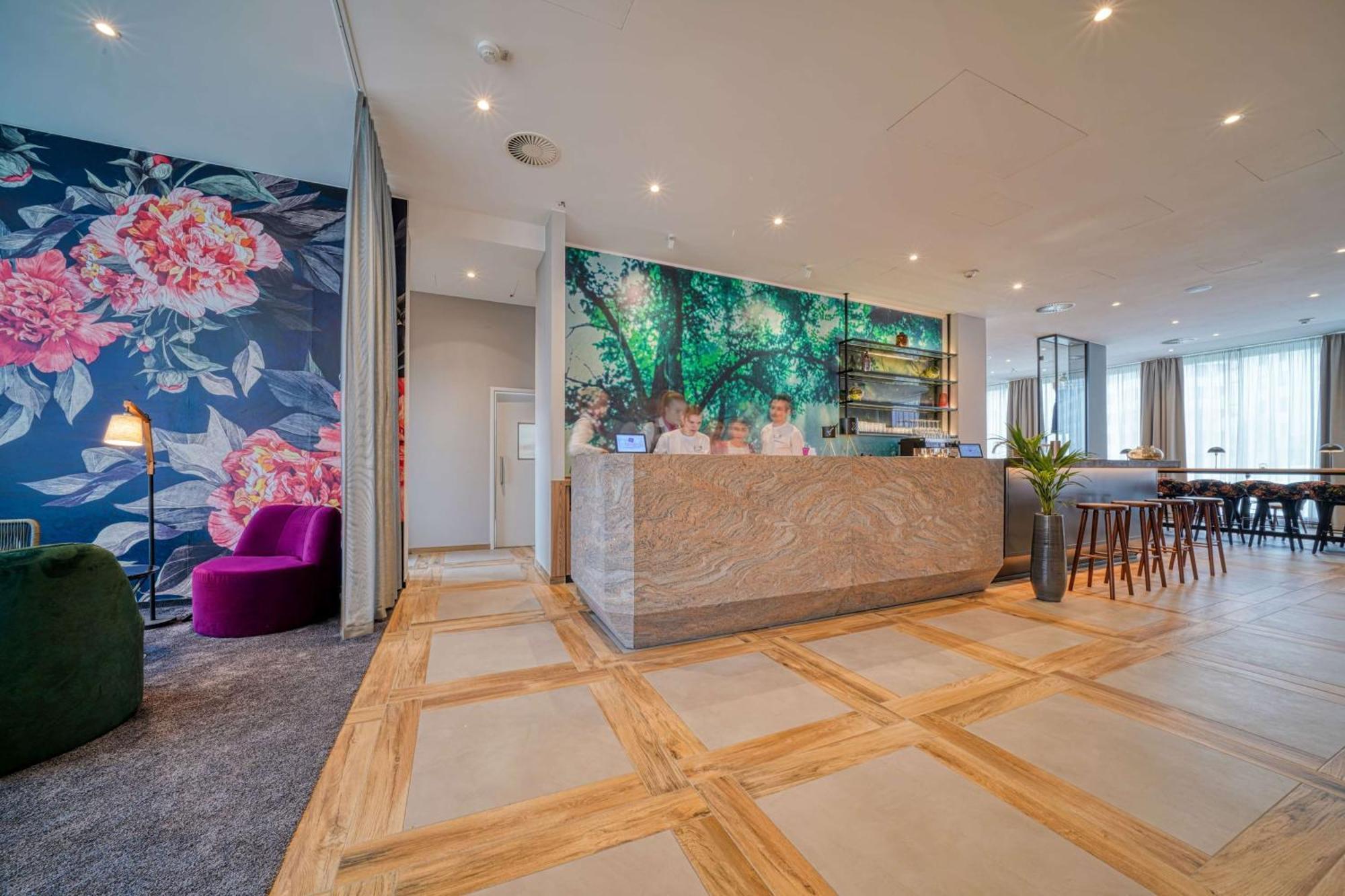 Vienna House Easy By Wyndham Freiburg City Exterior photo